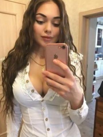 Полина